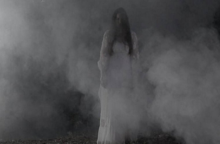 la-legende-de-la-dame-blanche-06