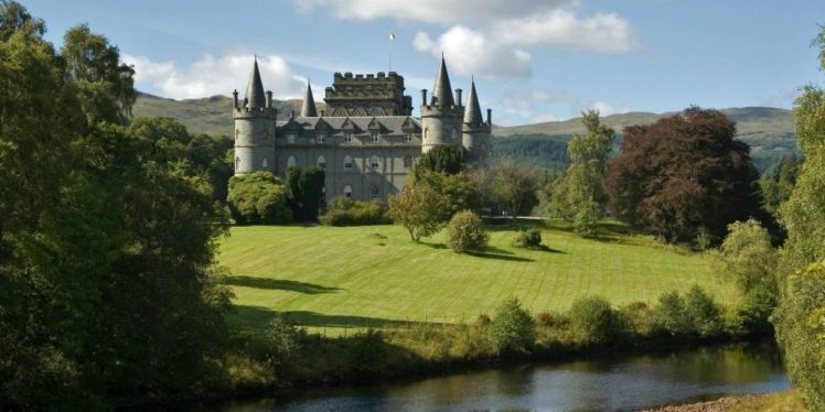 InvererayCastle-1080x540-1024x512