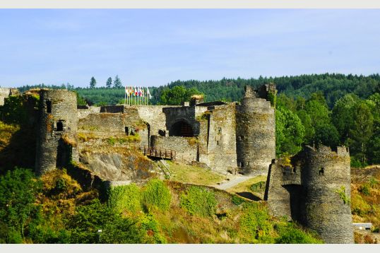 Activite_Plus-Chateau-Feodal-de-La-Roche-en-Ardenne-170757-1L