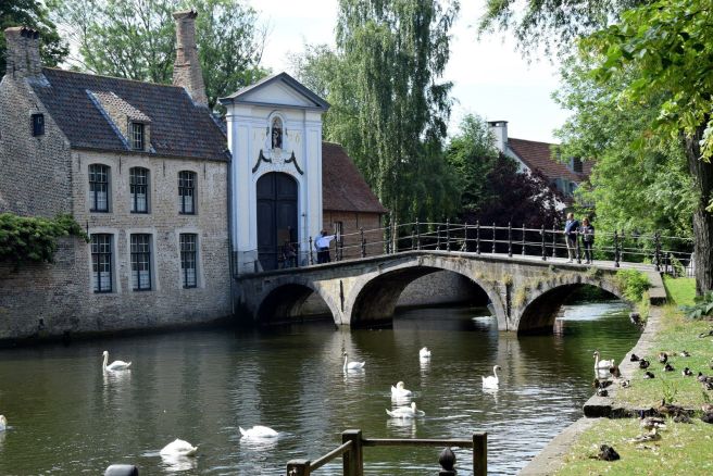ob_db7676_2018-06-1-5-beguinage-sortie-v-minnewa