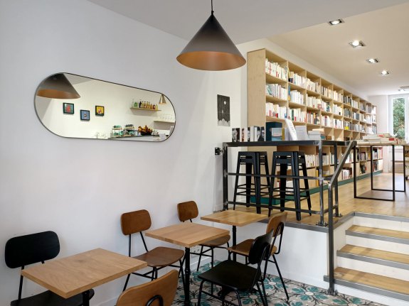 13a Café librairie